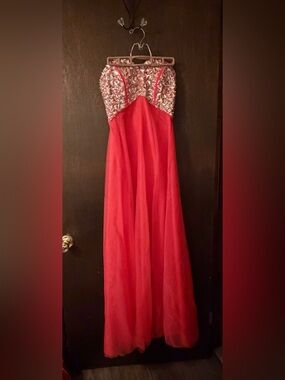 Nox Anabel long formal gown, strapless, pink / coral prom dress Size Small
